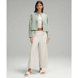 Lululemon Stretch Woven Wide-Leg High-Rise Cropped Pant Bone Size Large